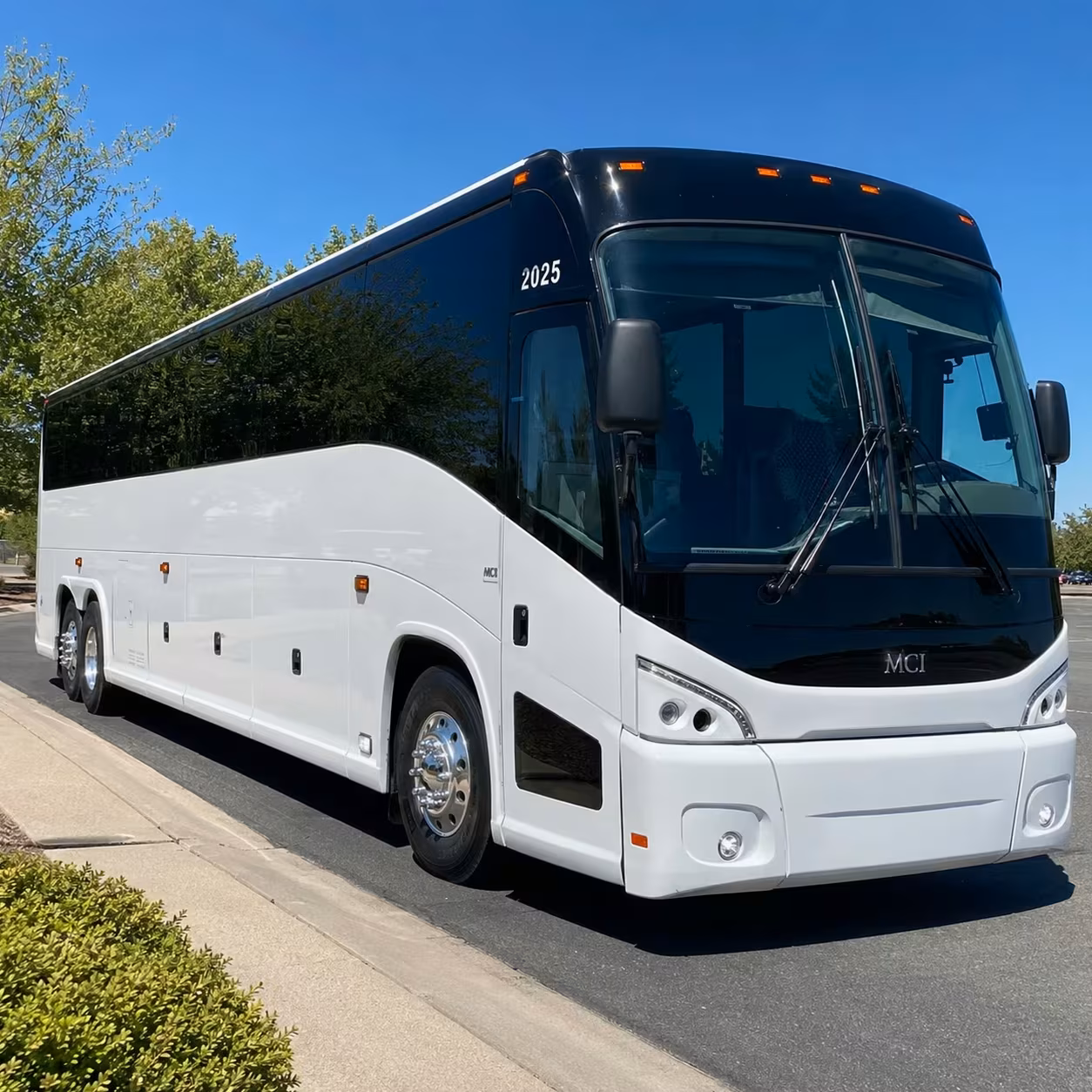 boynton beach charter bus rentals to kaseya center in miami